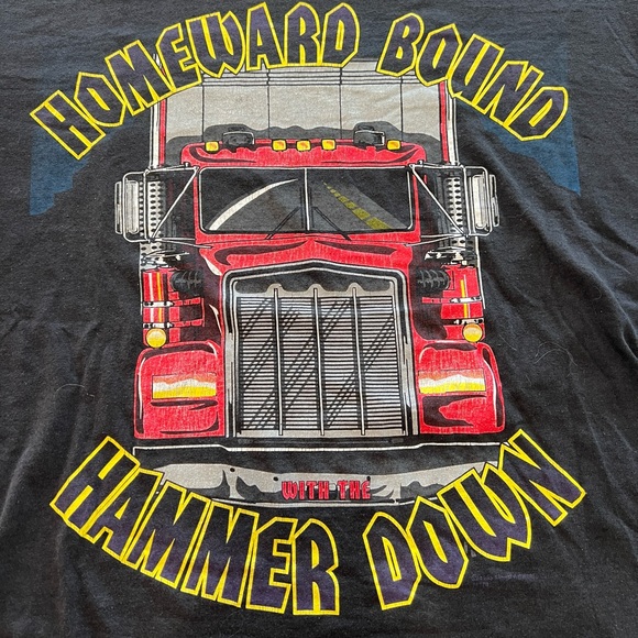 Vintage, super soft Trucker T-shirt - Picture 5 of 5